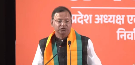 घूसखोर पंडत चित्रपटावर भाजपाचा आक्रोश