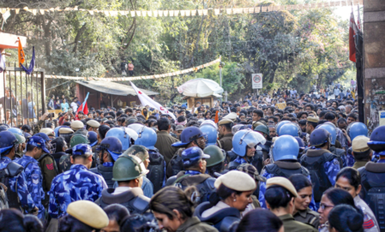जेएनयू प्रदर्शन प्रकरणात १४ विद्यार्थ्यांना पटियाला हाउस कोर्टाची जमानत