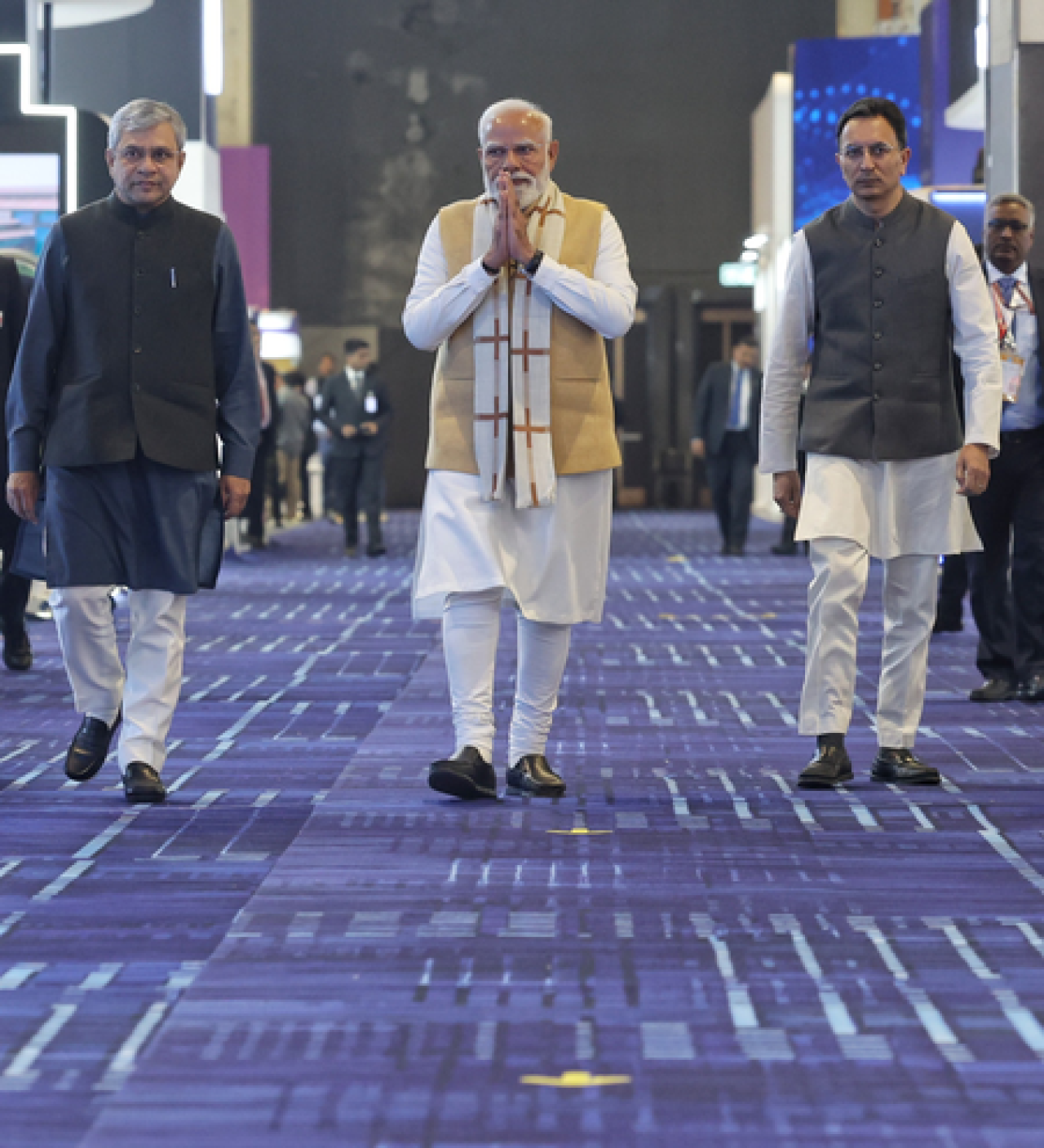 मोदींचा एआय इम्पॅक्ट समिटचा उद्घाटन, सीईओ गोलमेज परिषद होणार