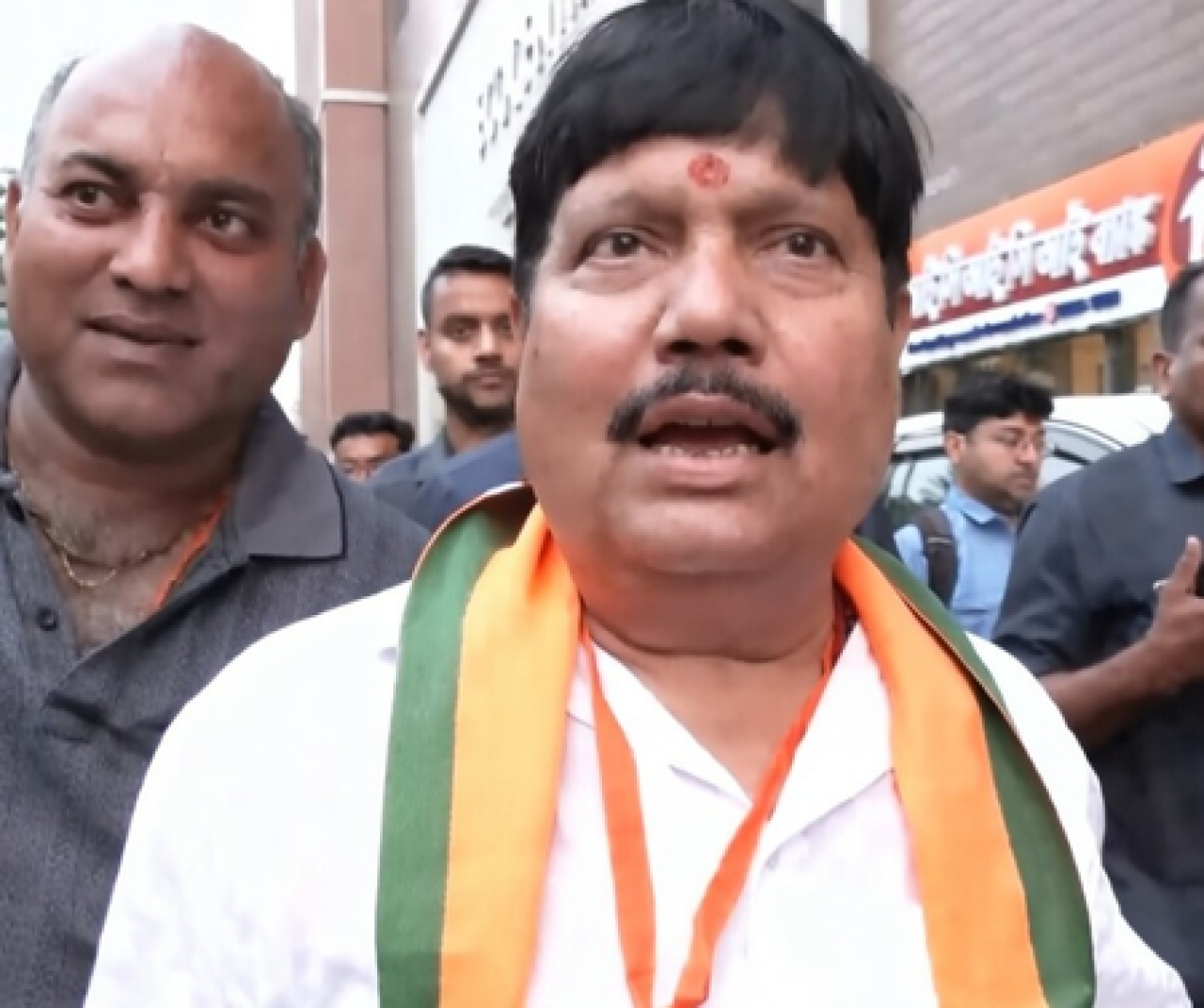 अर्जुन सिंह: युद्ध जिंकण्यासाठी काहीही करा