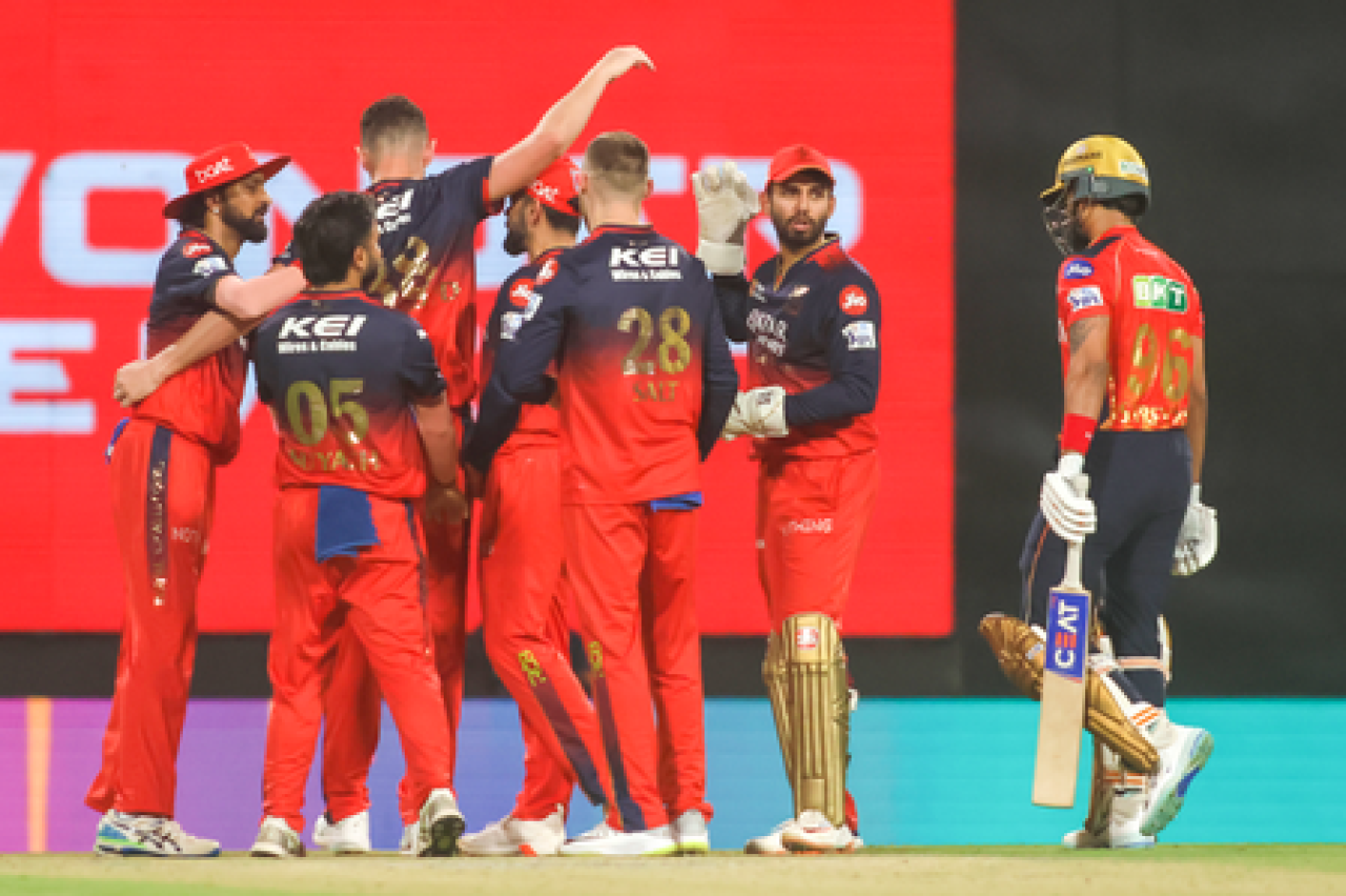 आरसीबीच्या आयपीएल 2026 च्या आशा धूसर, हेजलवुडच्या उपलब्धतेवर प्रश्नचिन्ह
