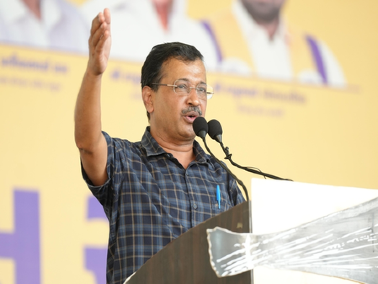 केजरीवाल: भाजपा आणि काँग्रेस गुजरातमध्ये अपयशी ठरल्या