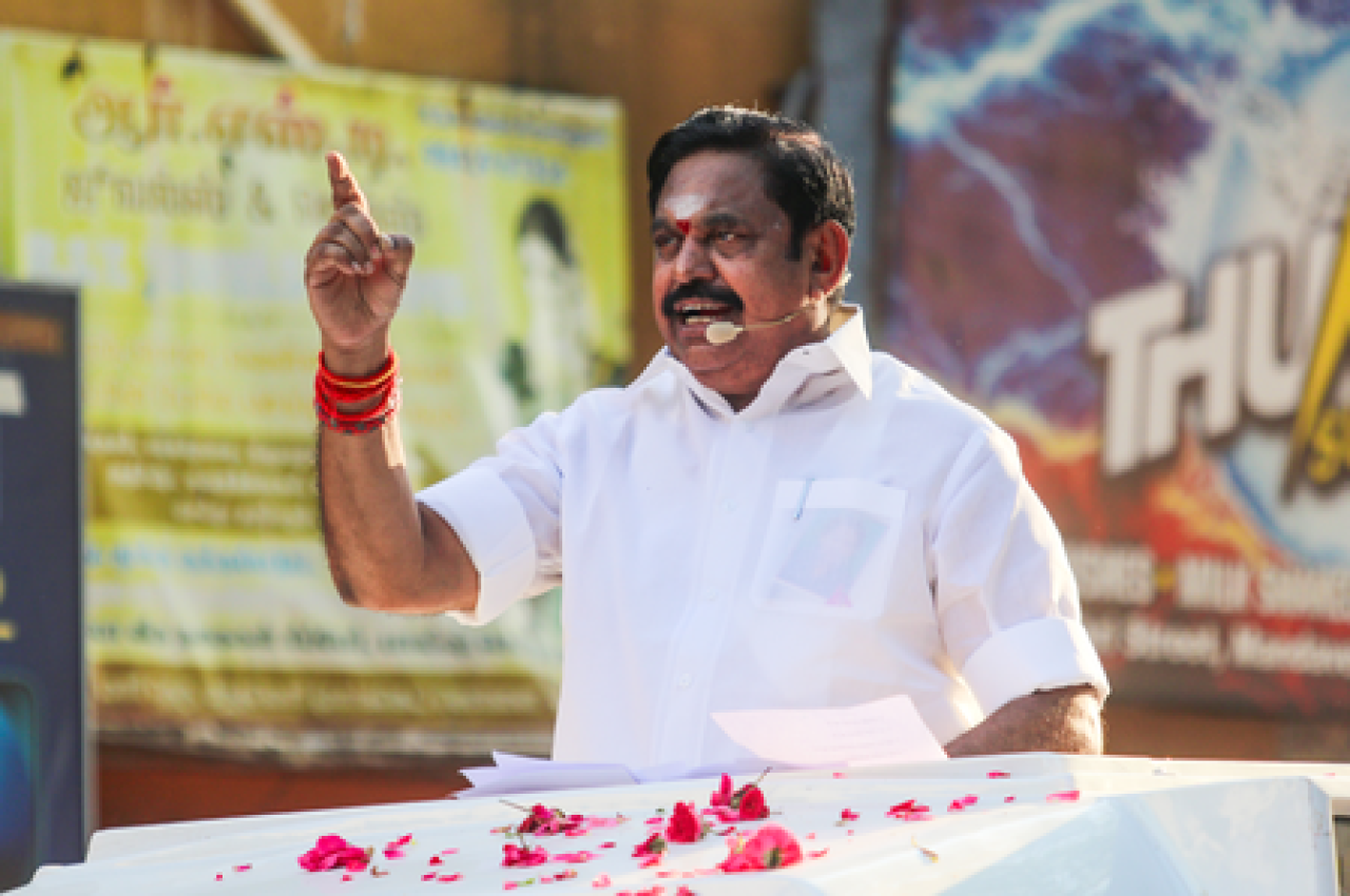 चेन्नईमध्ये एआईएडीएमकेच्या उमेदवारांची घोषणा उशीर, अंतर्गत संघर्षाचा परिणाम चेन्नईमध्ये एआईएडीएमकेच्या उमेदवारांची घोषणा उशीर, अंतर्गत संघर्षाचा परिणाम