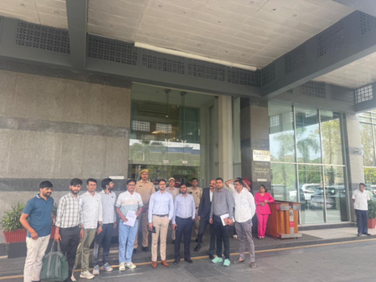जयपुरमध्ये रमाडा आणि मैरियट हॉटेल्सवर कर बकायामुळे कारवाई