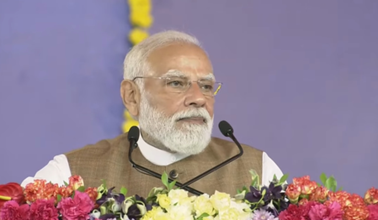 पीएम मोदींचा वाव-थराडमध्ये २० हजार कोटींच्या प्रकल्पांचा शुभारंभ