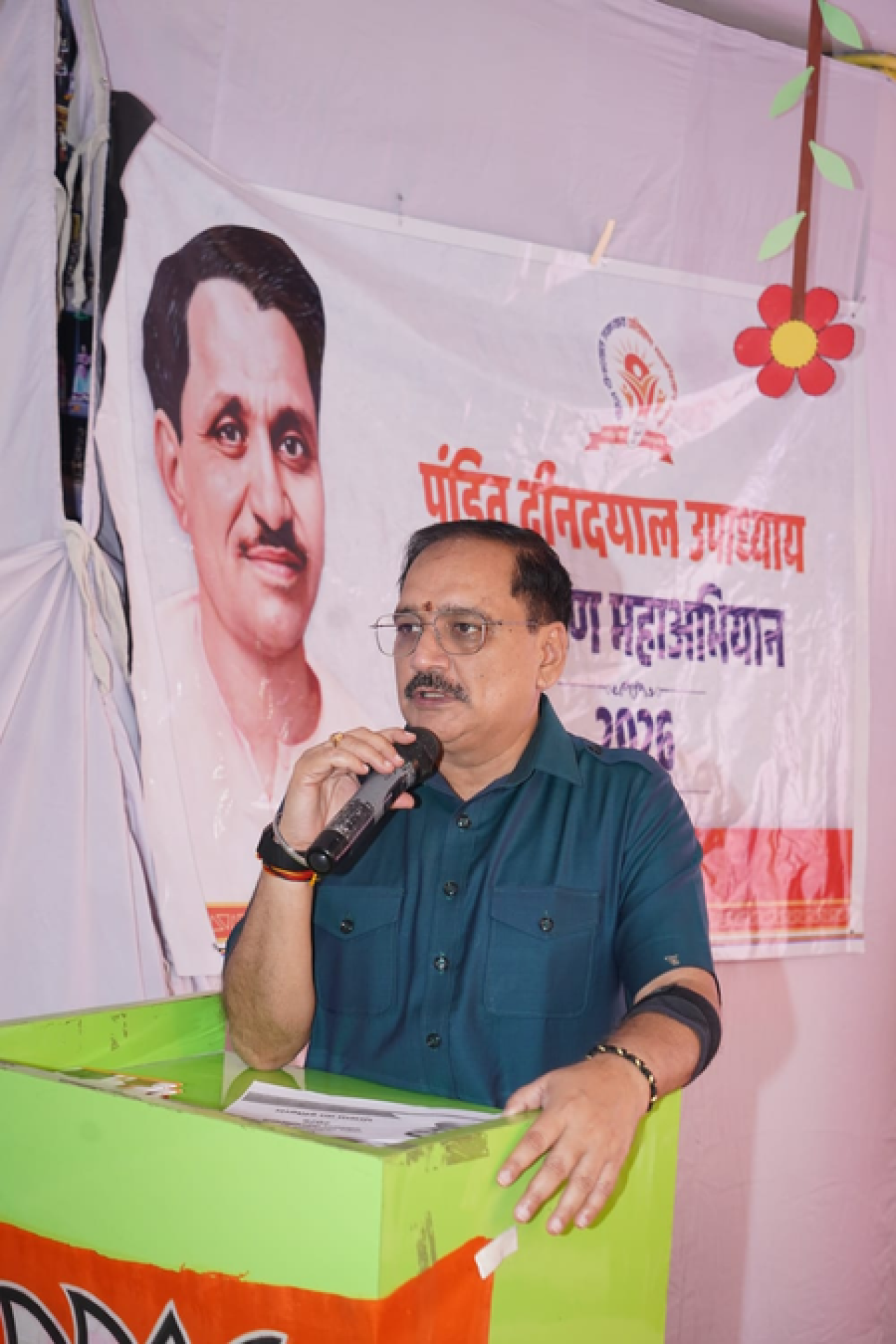 भाजपाचे प्रशिक्षित कार्यकर्ते इतर पक्षांच्या कार्यकर्त्यांपेक्षा वेगळे आहेत: वीरेंद्र सचदेवा