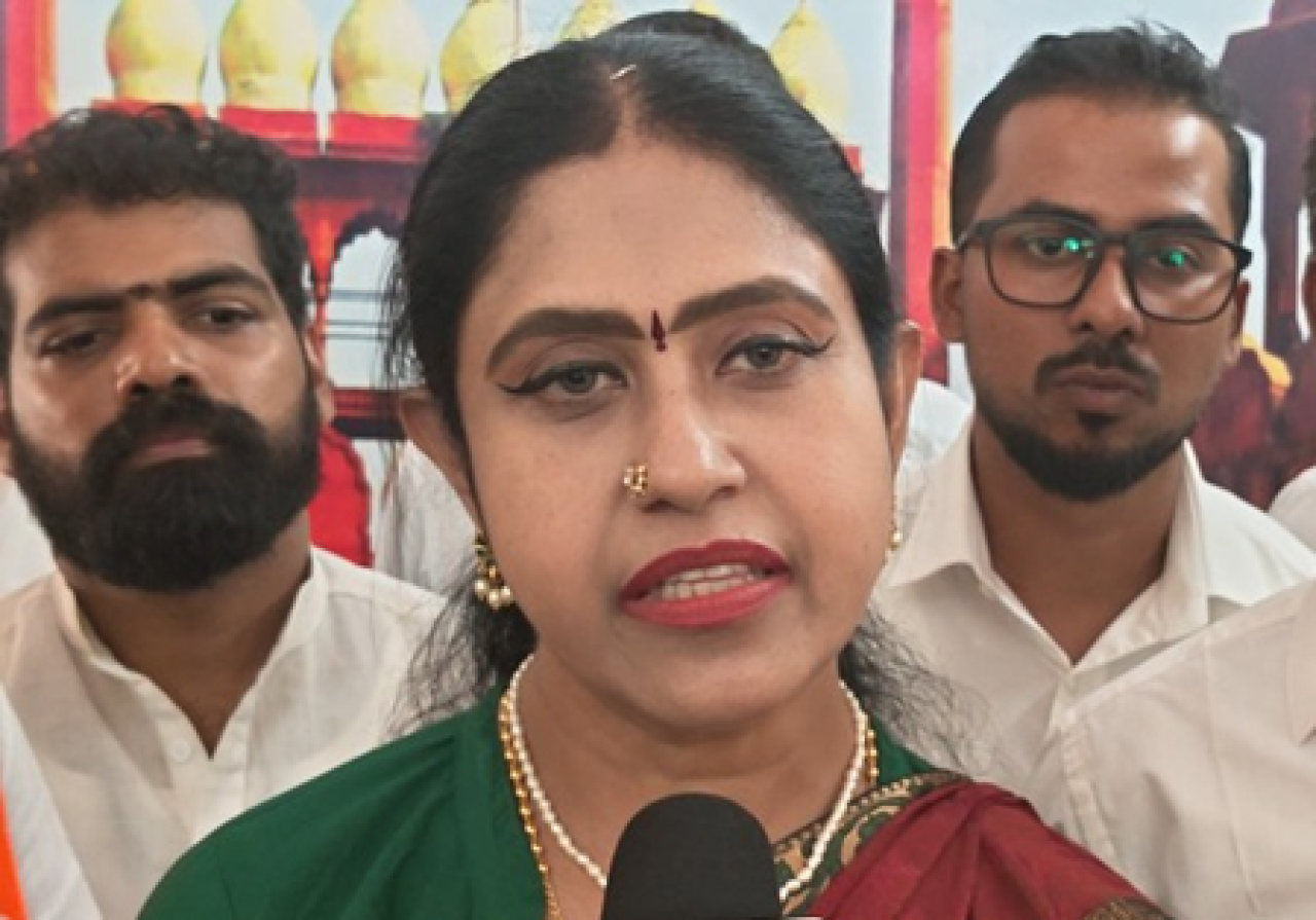 भाजपाच्या विजयधारानीने काँग्रेसवर सीट बेचण्याचा आरोप केला