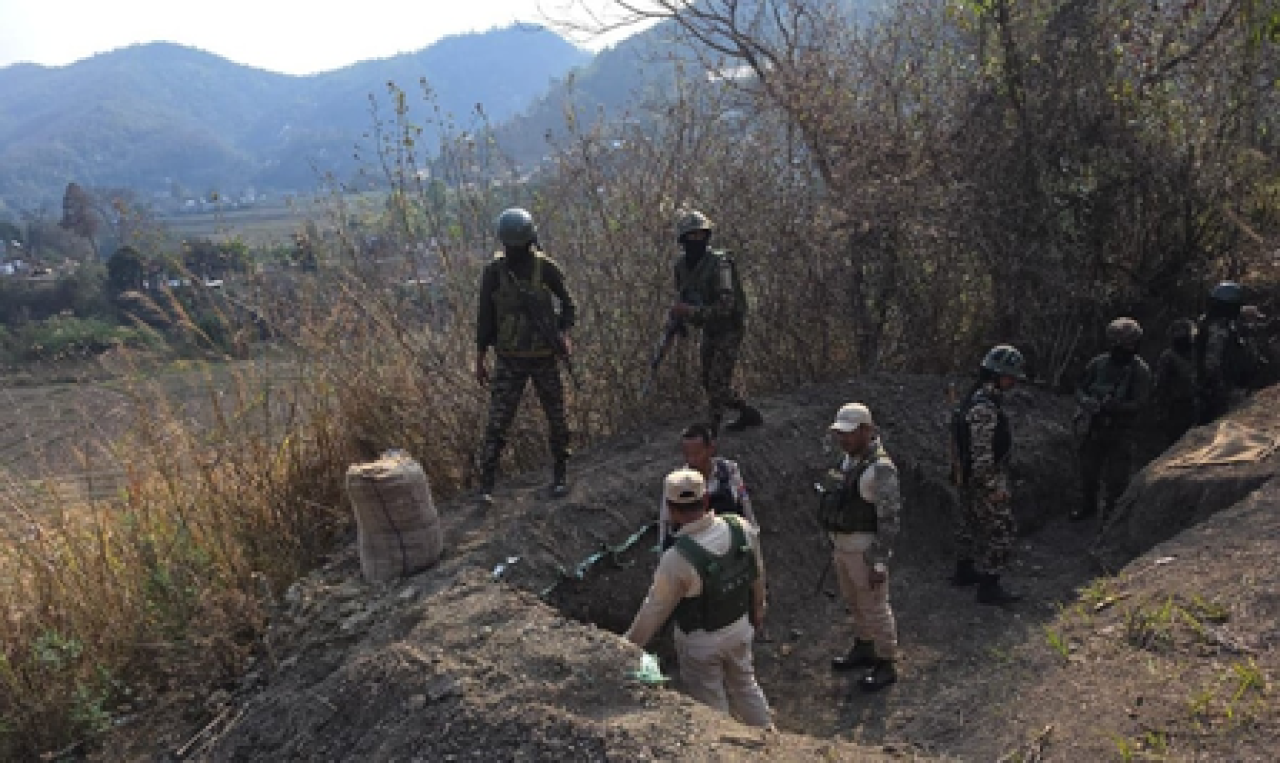 मणिपुरच्या बिष्णुपुरमध्ये उग्रवाद्यांच्या गोळीबारानंतर सुरक्षा अभियान वाढवले