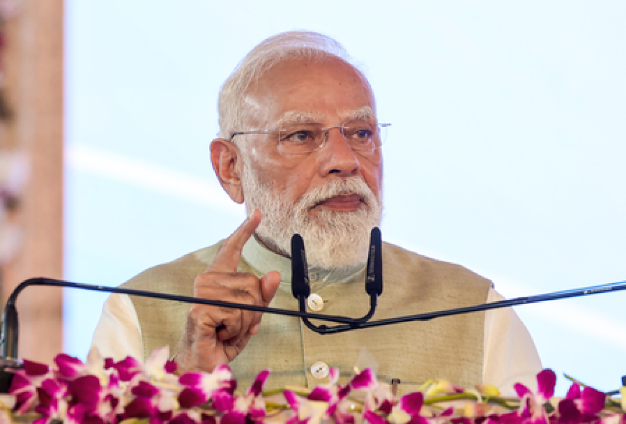 मोदींची पश्चिम एशिया संकटावर मुख्यमंत्र्यांशी चर्चा