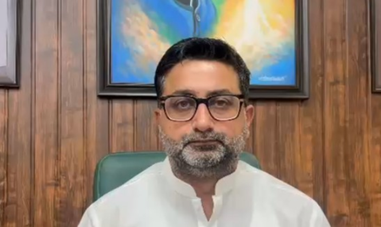 राहुल गांधी देश के विकास से बेखबर: दानिश आजाद अंसारी