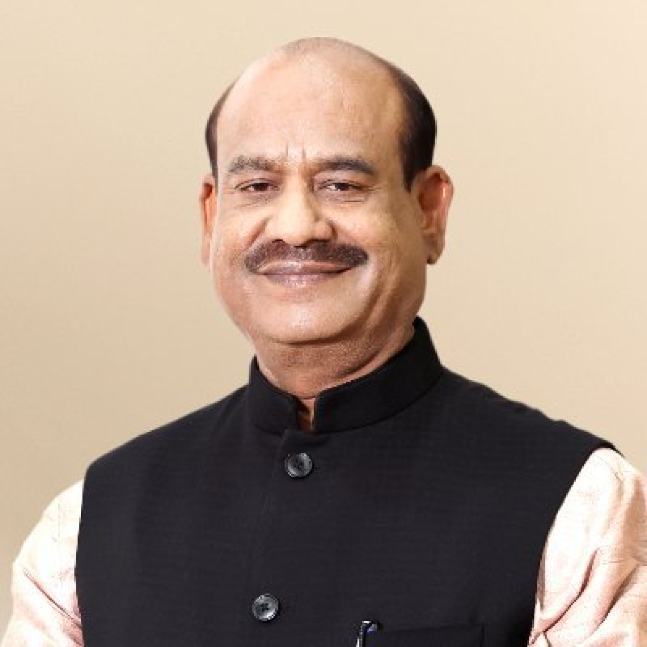 सहकारी समित्यांच्या विकासावर लोकसभा अध्यक्ष बिरला यांचा जोर