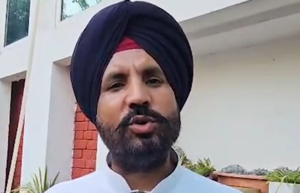 आप सांसदांचा भाजपात सामील होण्यावर काँग्रेसचा तिखट टोला