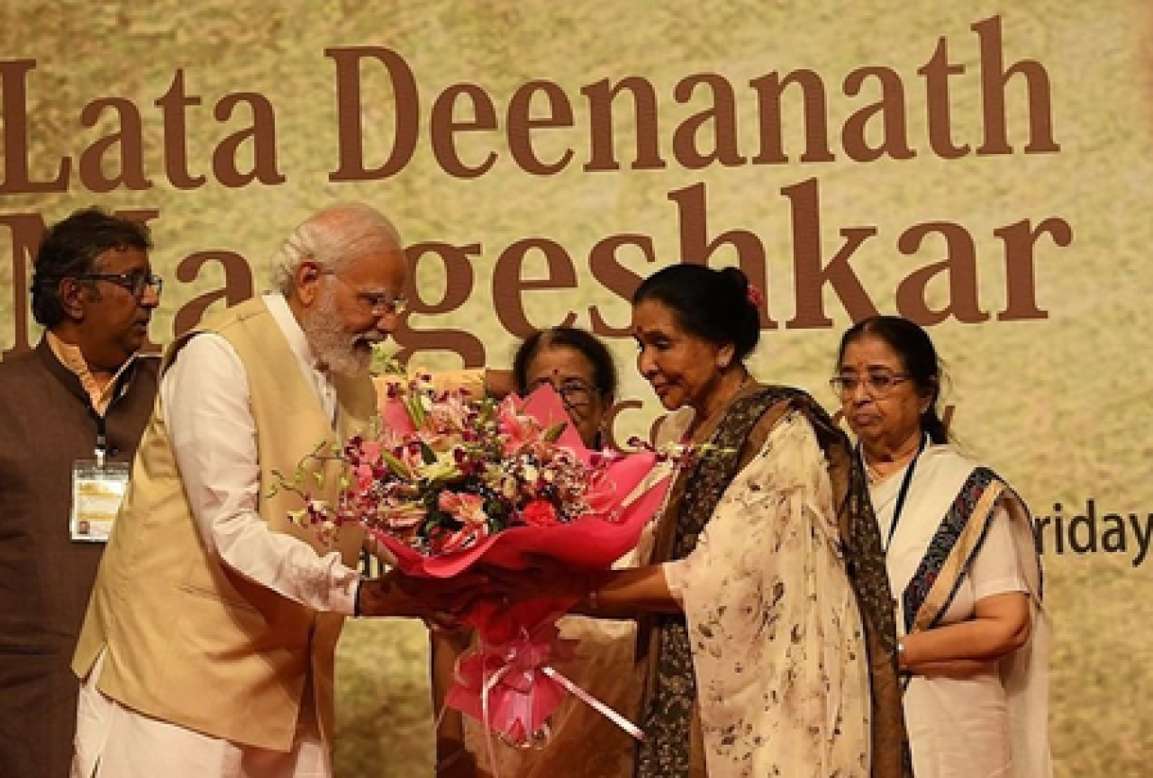 आशा भोसले यांच्या निधनावर पीएम मोदींचा शोक व्यक्त