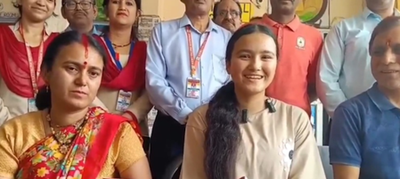 उत्तराखंड बोर्ड परिणाम: गीतिका पंतने 98% गुणांसह टॉप केले