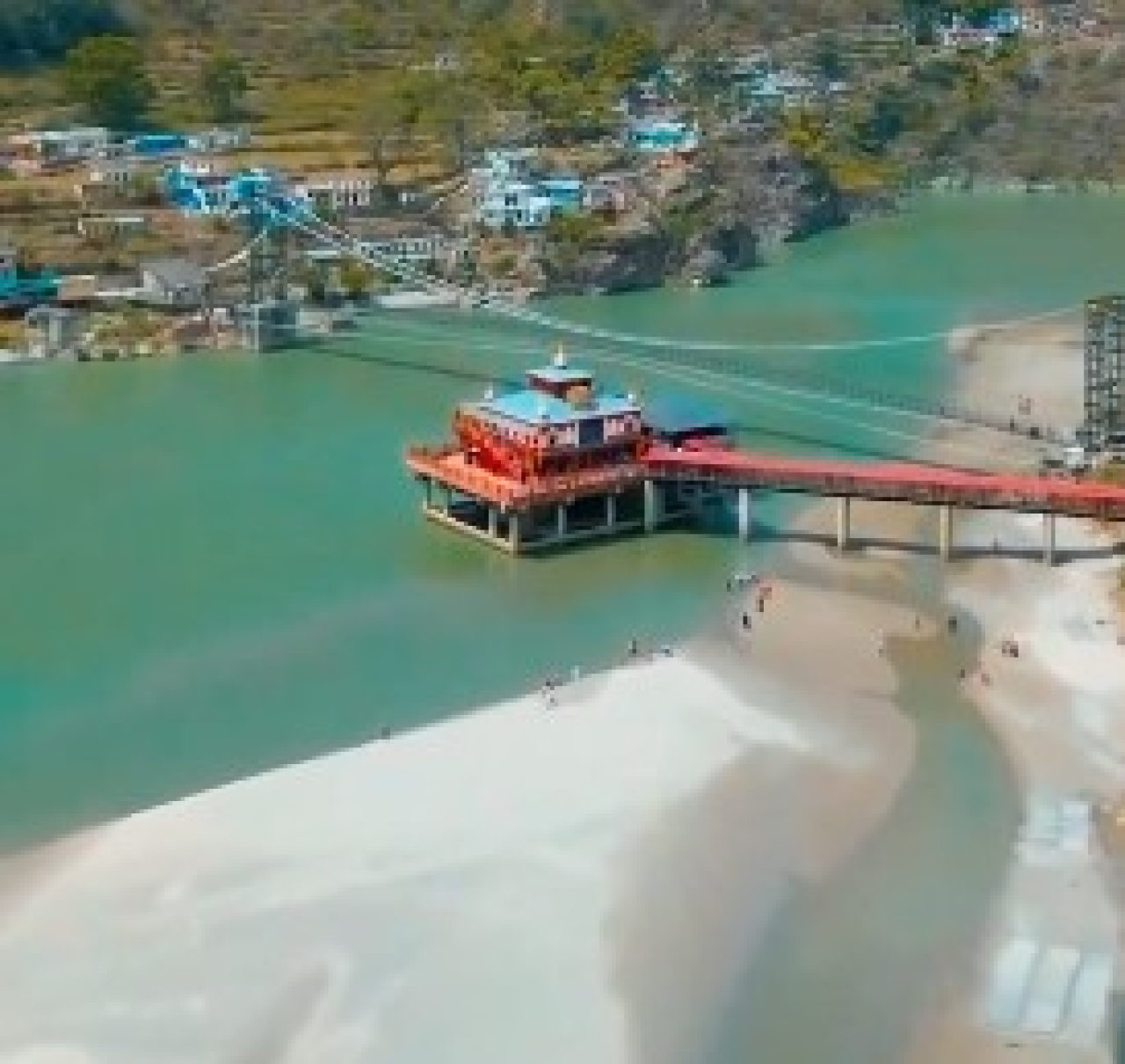 उत्तराखंडातील मां धारी देवी मंदिर: आस्था आणि शक्तीचा संगम