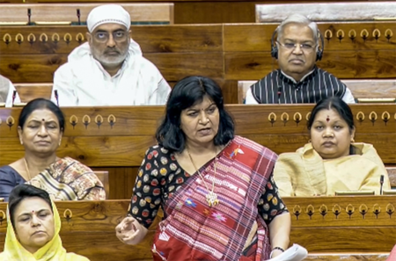 ओडिशामध्ये जेपीसीने विधेयकांवर चर्चा केली ओडिशामध्ये जेपीसीने विधेयकांवर चर्चा केली