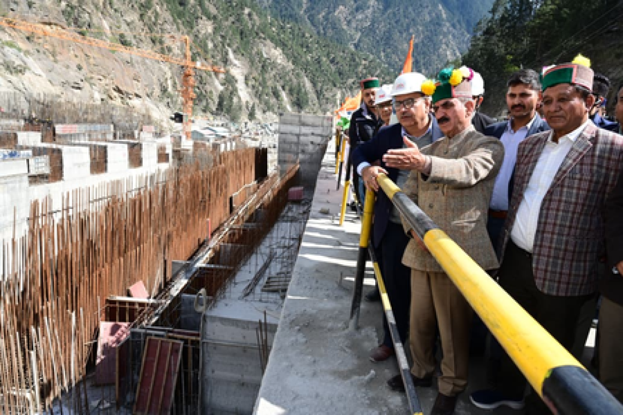 किन्नौरमध्ये हाइड्रोइलेक्ट्रिक प्रोजेक्टची समीक्षा, सीएम सुक्खूंचे निर्देश
