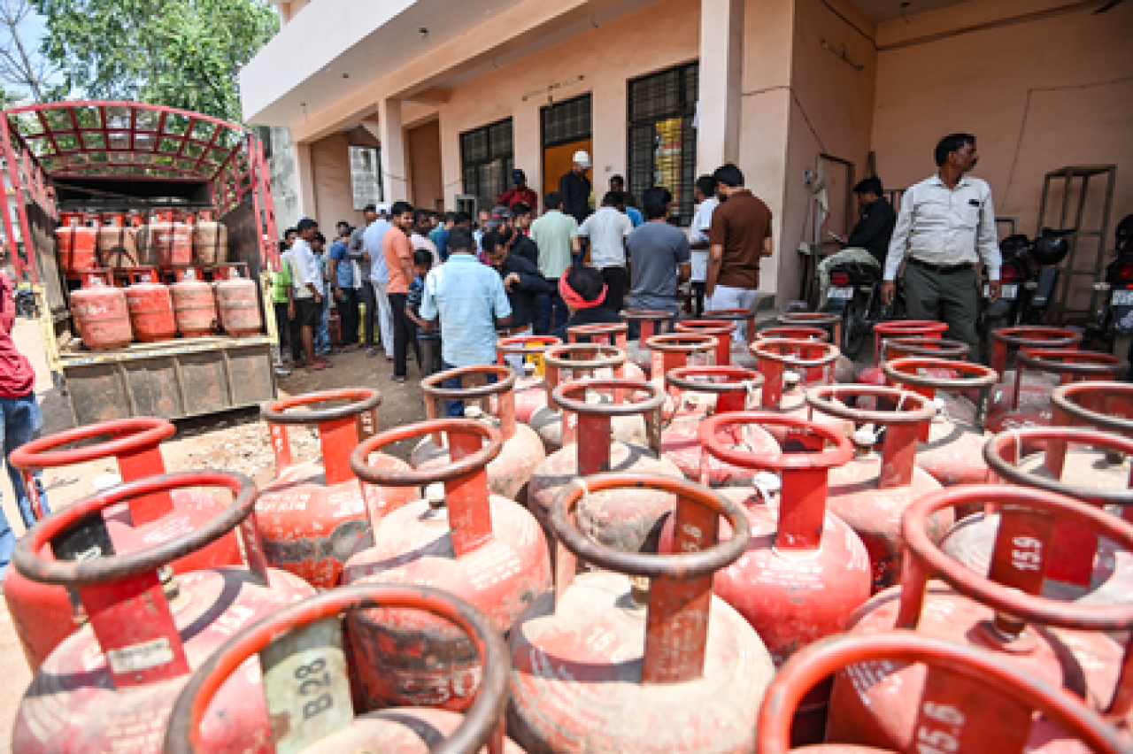 चारधाम यात्रेसाठी गॅस पुरवठ्यावर लक्ष केंद्रित