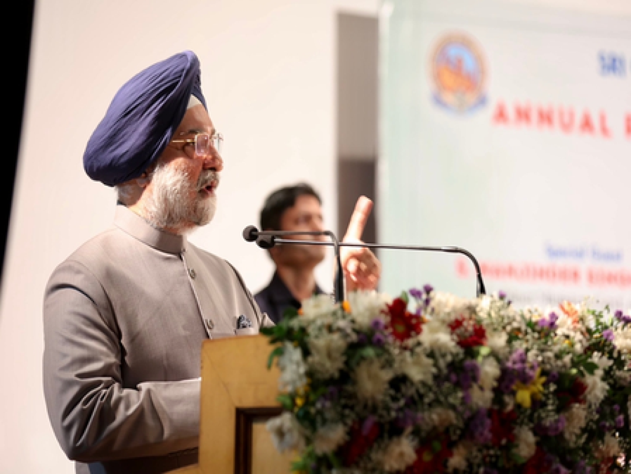 डिजिटल युगात बदल्याचे वाहक बनण्याचे आवाहन