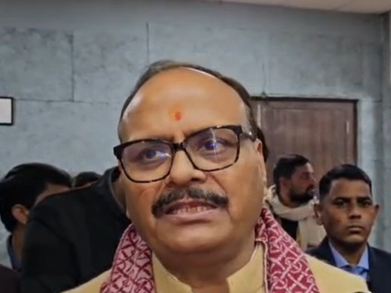 डेंगूवर नियंत्रणासाठी एकत्रित प्रयत्नांची गरज: उपमुख्यमंत्री ब्रजेश पाठक