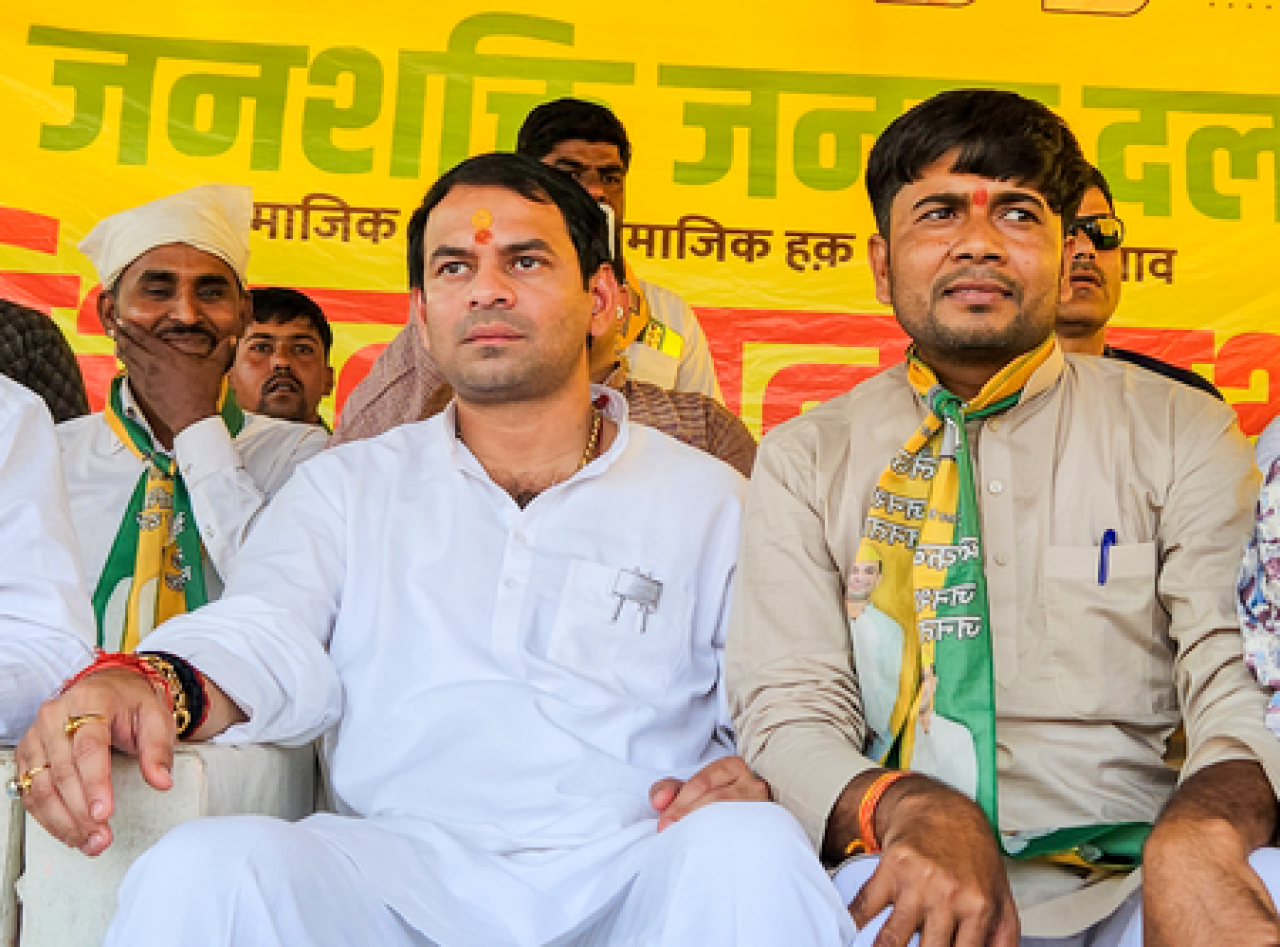 तेजप्रताप यादव यांचा तेजस्वी यादव यांना इशारा: बिहारची छवि खराब करू नका