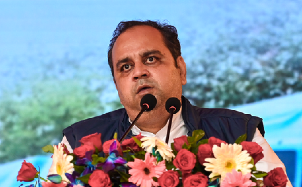 दिल्ली सरकार लवकरच 20 आधुनिक जेरियाट्रिक अॅम्ब्युलन्स सुरू करणार