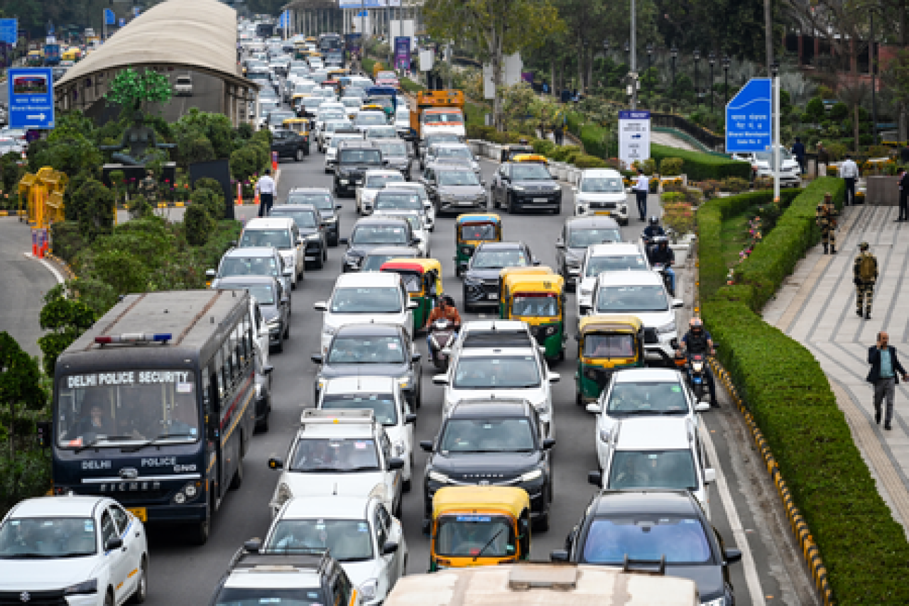 दिल्लीच्या नवीन ईवी धोरणाने प्रदूषण कमी करण्याचा प्रयत्न