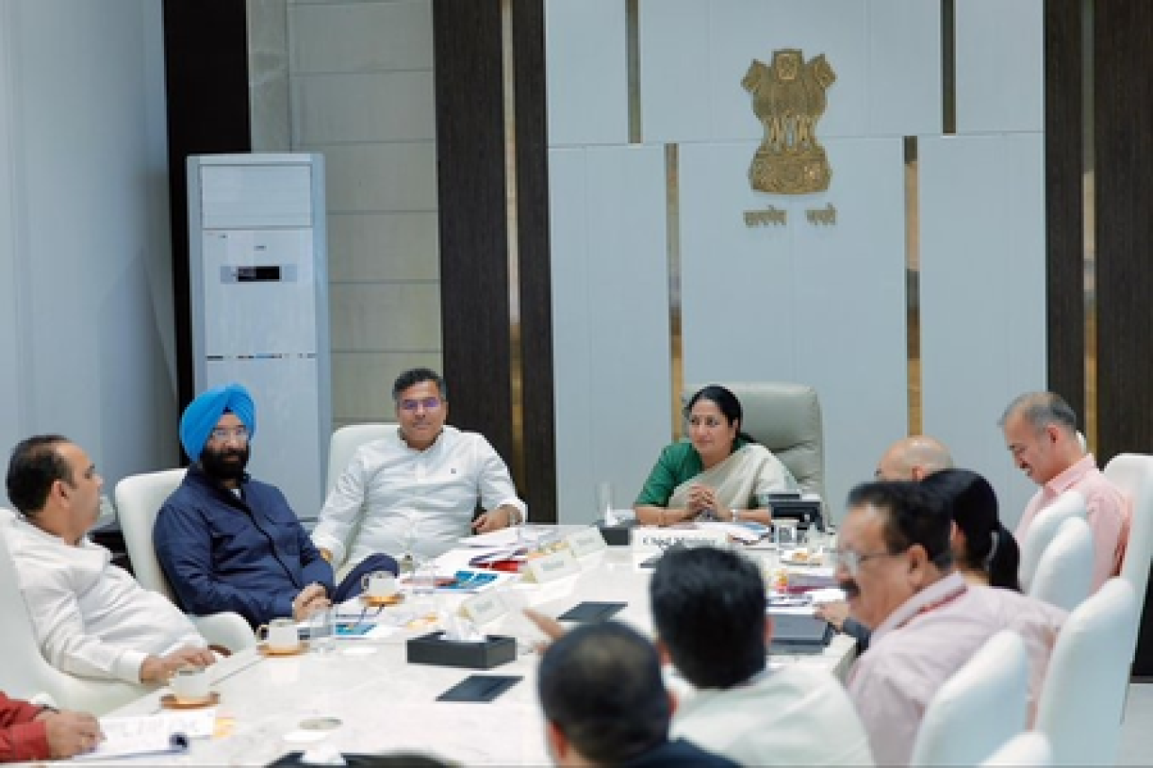दिल्लीतील अनधिकृत कॉलोन्यांचे नियमितीकरण: रेखा गुप्ता यांनी केंद्र सरकारचे आभार मानले