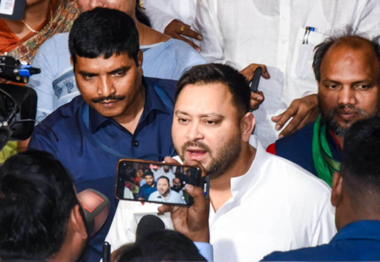 नीतीश कुमारचा राज्यसभेत जाणे राजकीय दबावाचे परिणाम: तेजस्वी यादव