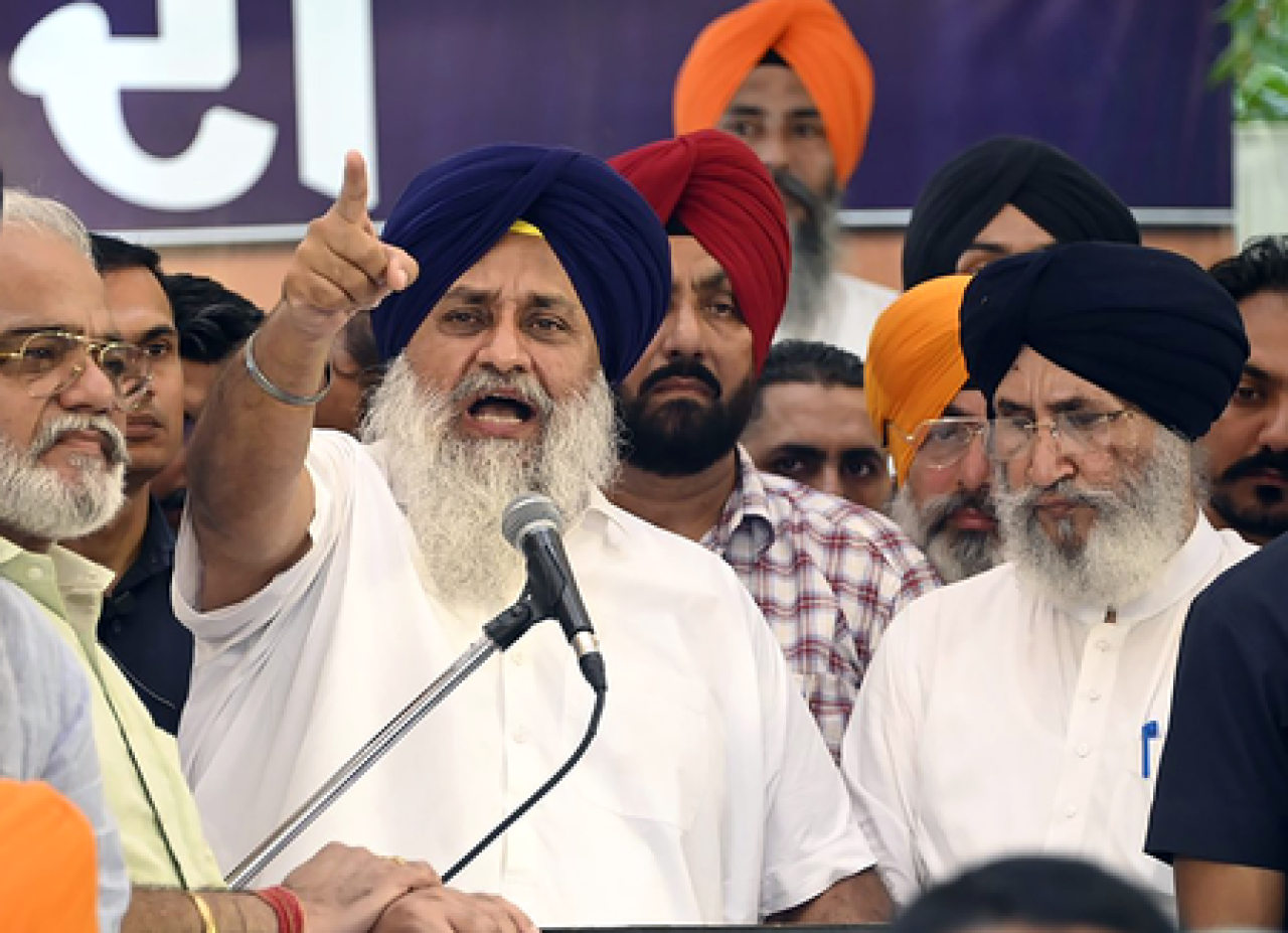 पंजाबमध्ये पावसामुळे शेतकऱ्यांना मदतीसाठी अकाली दल सज्ज