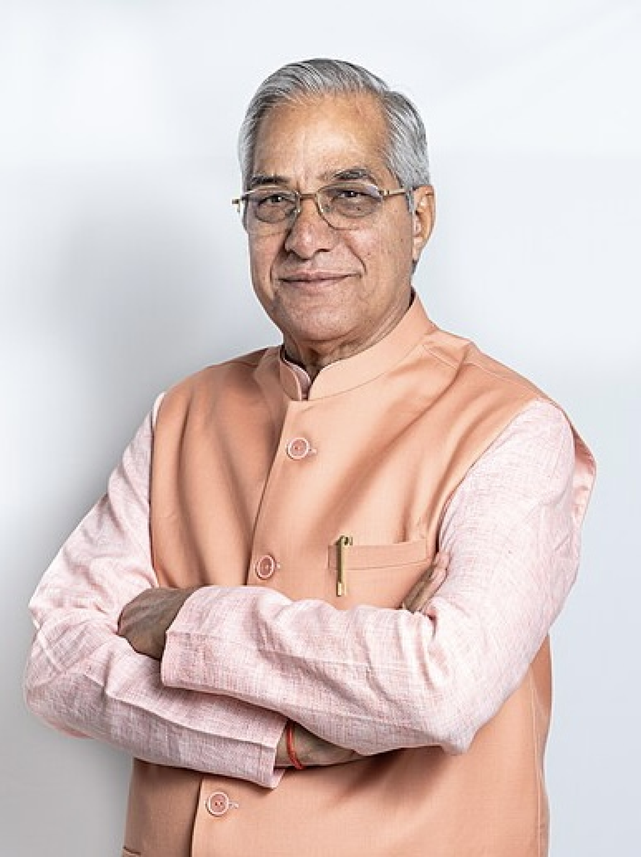 पवन खेड़ा यांच्यावर लहर सिंह सिरोयांचा तीव्र हल्ला