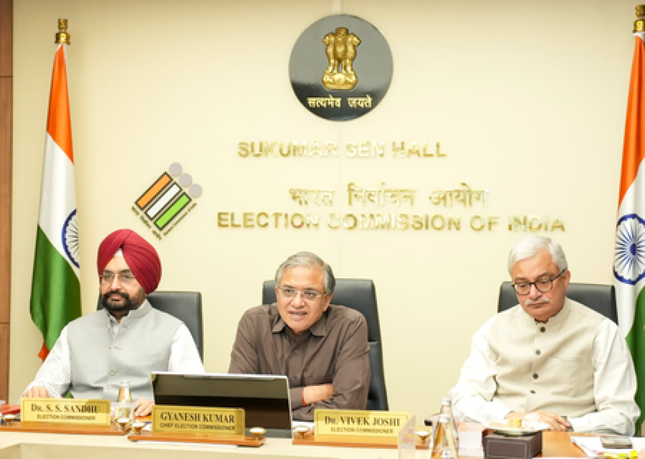 पश्चिम बंगालच्या लोकांनी मतदानाच्या उच्चांकासाठी मुख्य निवडणूक आयोगाचे अभिनंदन