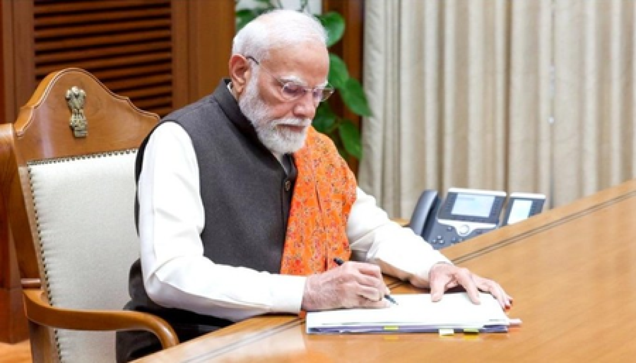 बुल्गारिया चुनावात रूमेन रादेव यांची भव्य विजय, मोदींनी दिली शुभेच्छा