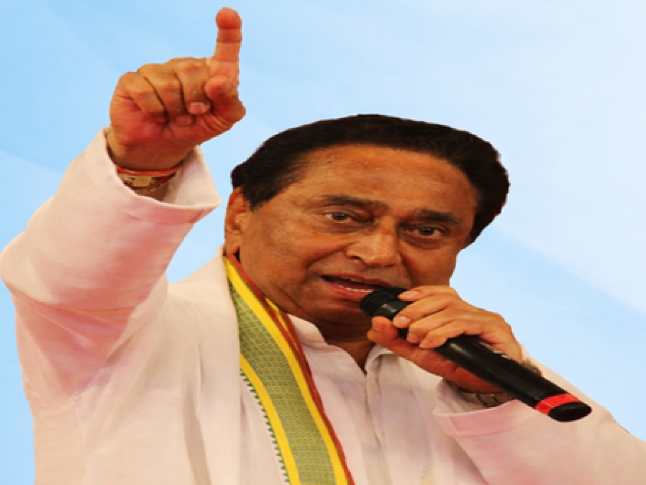 मध्य प्रदेशात एलपीजी सिलेंडरचा कोणताही संकट नाही: कमलनाथ