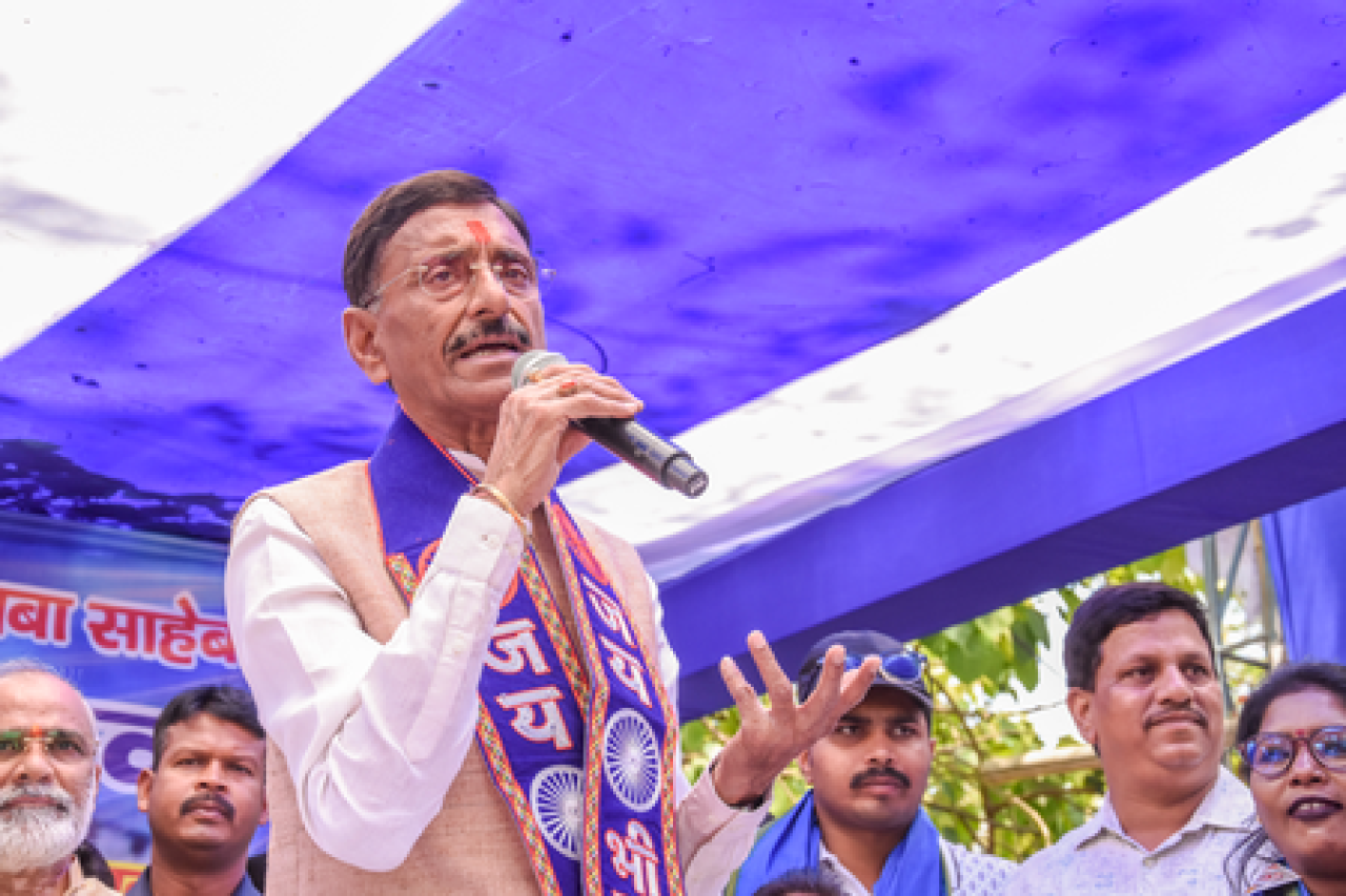ममता बनर्जीच्या कुशासनामुळे बंगाल त्रस्त, 4 मे रोजी भाजपाची सरकार येणार: संजय सेठ ममता बनर्जीच्या कुशासनामुळे बंगाल त्रस्त, 4 मे रोजी भाजपाची सरकार येणार: संजय सेठ