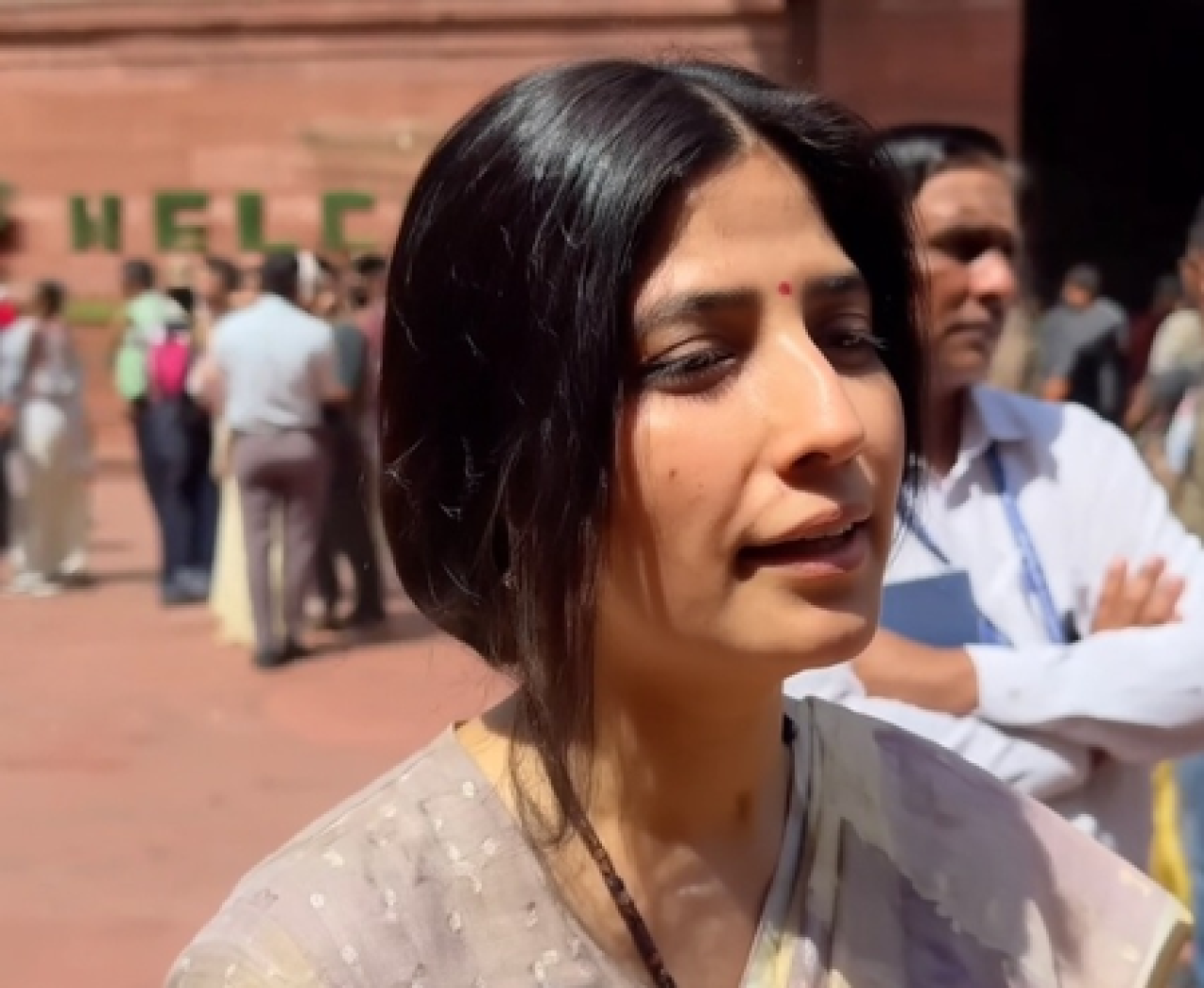 महिला आरक्षण बिलावर विरोधकांचे गंभीर प्रश्न, जनगणना आधीच हवी महिला आरक्षण बिलावर विरोधकांचे गंभीर प्रश्न, जनगणना आधीच हवी