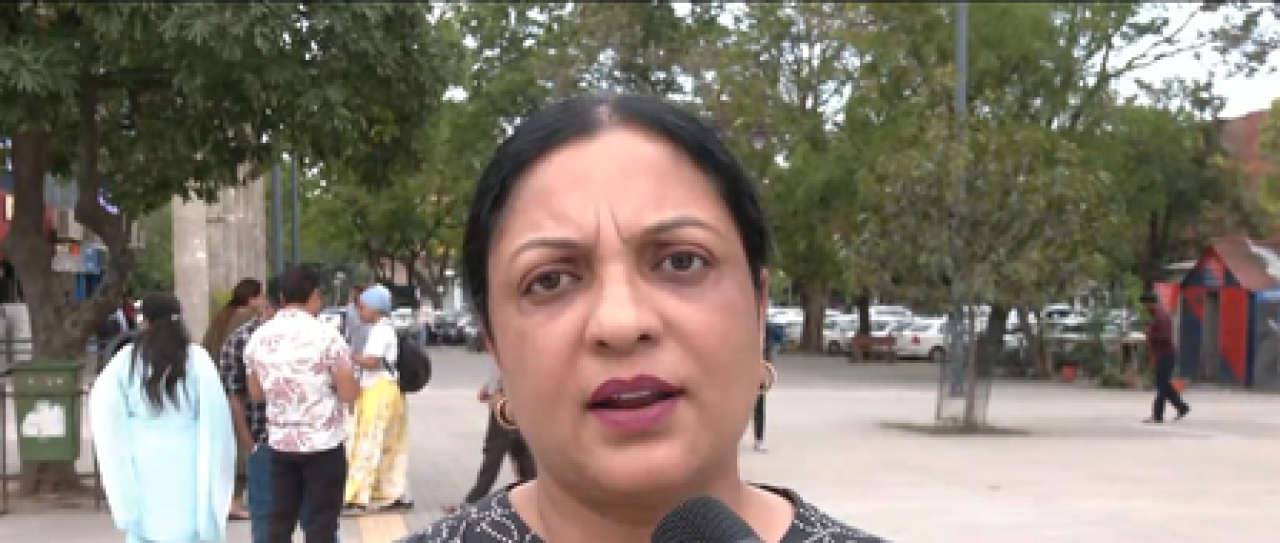 महिला आरक्षण विधेयकावर महिलांची आनंद व्यक्तीकरण