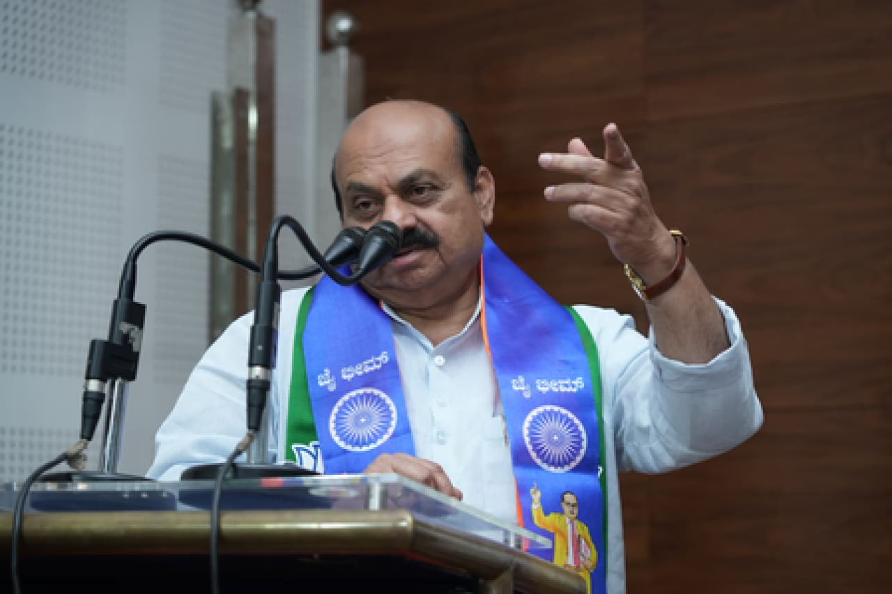 महिला आरक्षण विधेयकासाठी सर्व पक्षांनी एकत्र यावे: बोम्मई