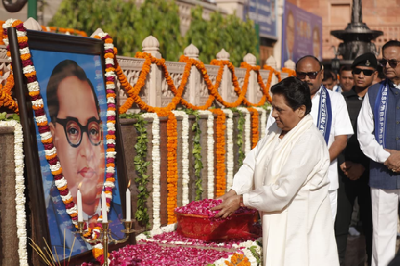 मायावतीने अंबेडकर जयंतीवर अर्पित केली श्रद्धांजली, सामाजिक परिवर्तनाचा कारवां सुरू राहील
