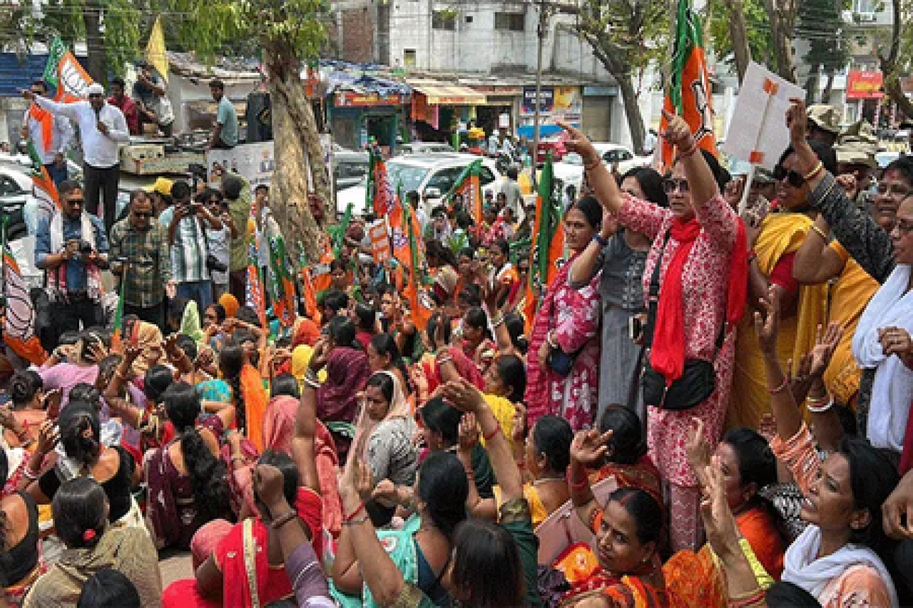 रांचीतील सामूहिक दुष्कर्म प्रकरणी भाजपा कार्यकर्त्यांचा जोरदार आंदोलन