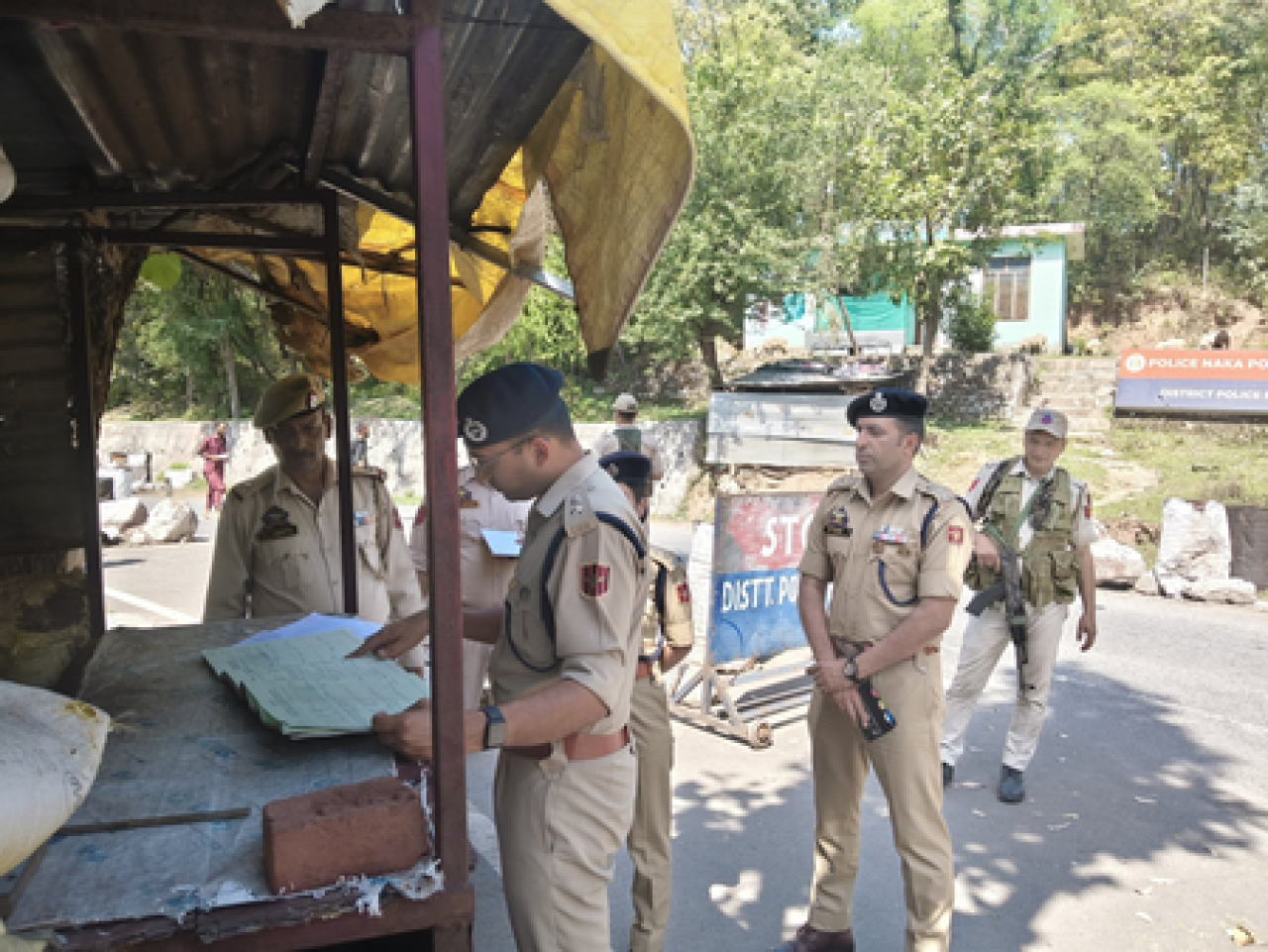 रियासीमध्ये शिव खोड़ी मंदिराच्या परिसराची सुरक्षा तपासणी