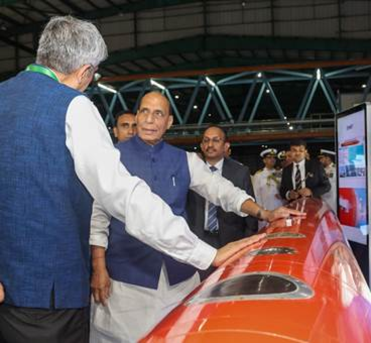 विशाखापत्तनममध्ये ‘लार्ज कैविटेशन टनल’ची आधारशिला ठेवली