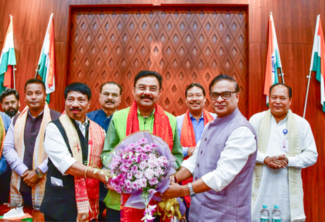 असम विधानसभा अध्यक्ष रंजीत कुमार दास यांचा विश्वासार्हतेचा संदेश असम विधानसभा अध्यक्ष रंजीत कुमार दास यांचा विश्वासार्हतेचा संदेश