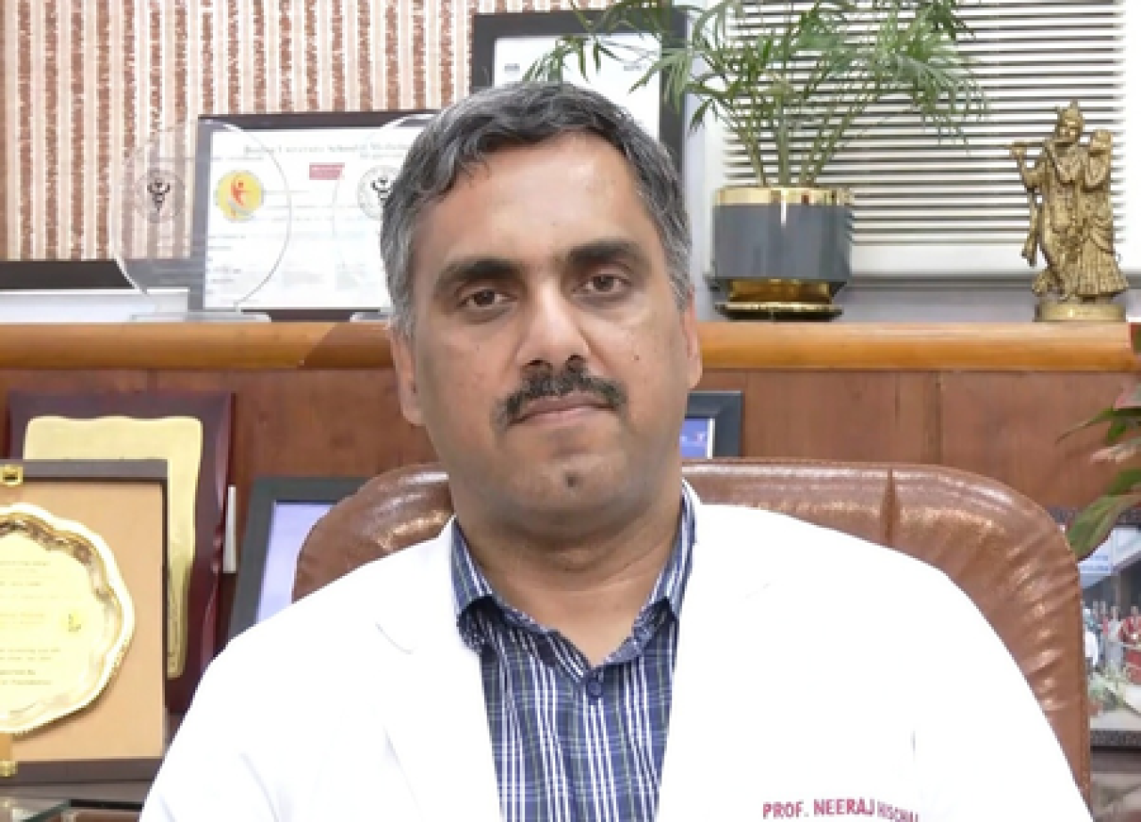 गर्मीमध्ये डिहाइड्रेशनची समस्या, डॉक्टरांची महत्त्वाची सूचना गर्मीमध्ये डिहाइड्रेशनची समस्या, डॉक्टरांची महत्त्वाची सूचना