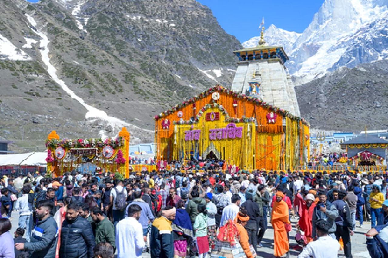 चारधाम यात्रेने रचला नवा कीर्तिमान, १२.६० लाख श्रद्धालूंचा सहभाग
