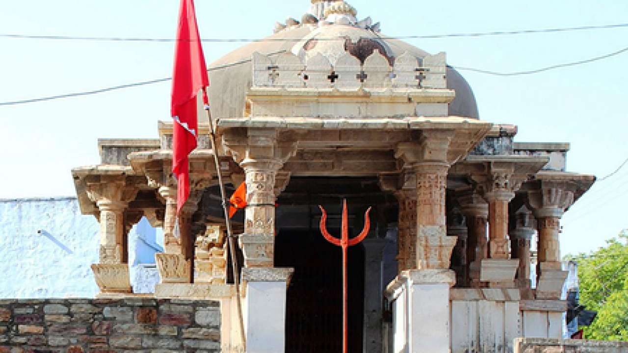चित्तौड़गढ़ातील तुलजा भवानी मंदिर: आस्था आणि दिव्यता यांचे केंद्र