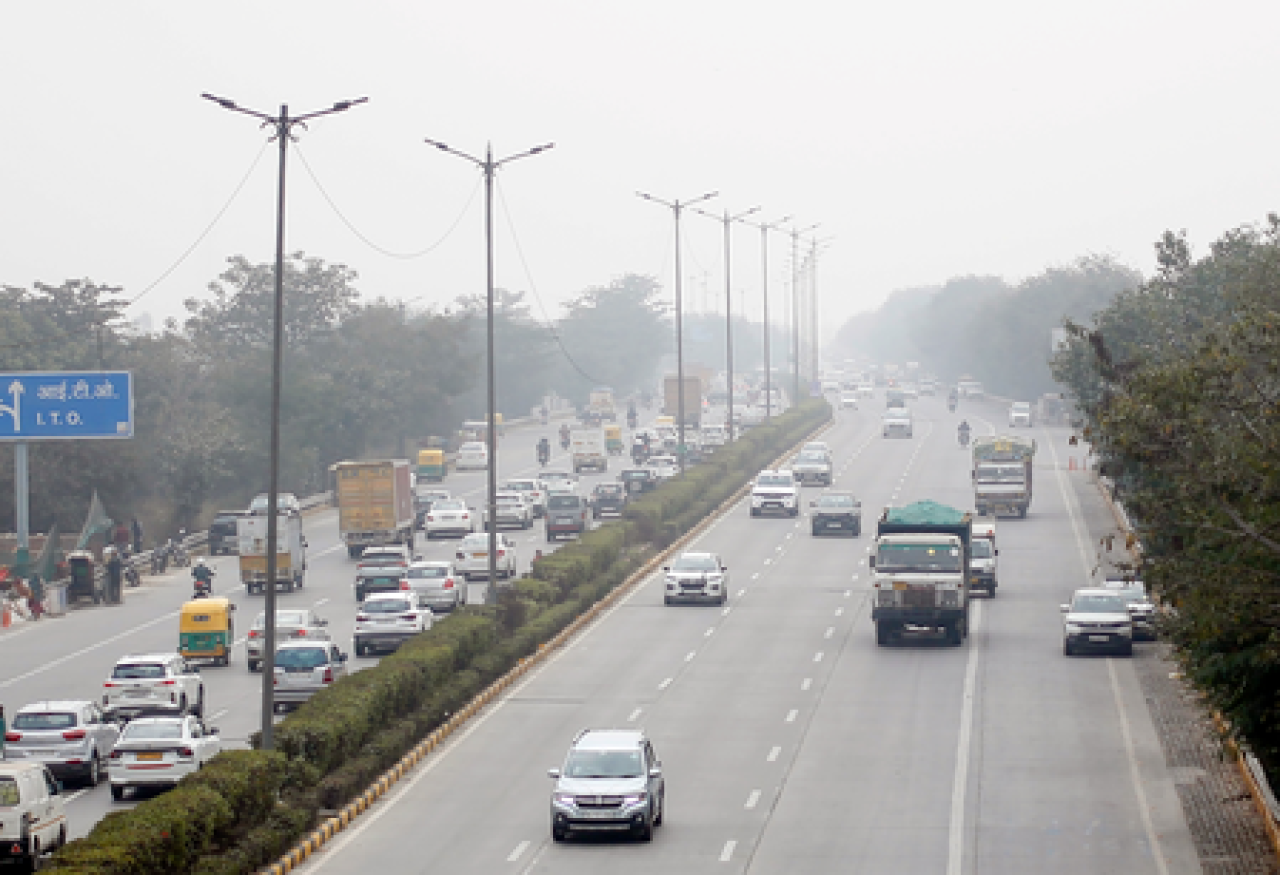 दिल्ली-एनसीआरमध्ये प्रदूषण वाढले, एक्यूआई 208 वर ग्रॅप-1 लागू