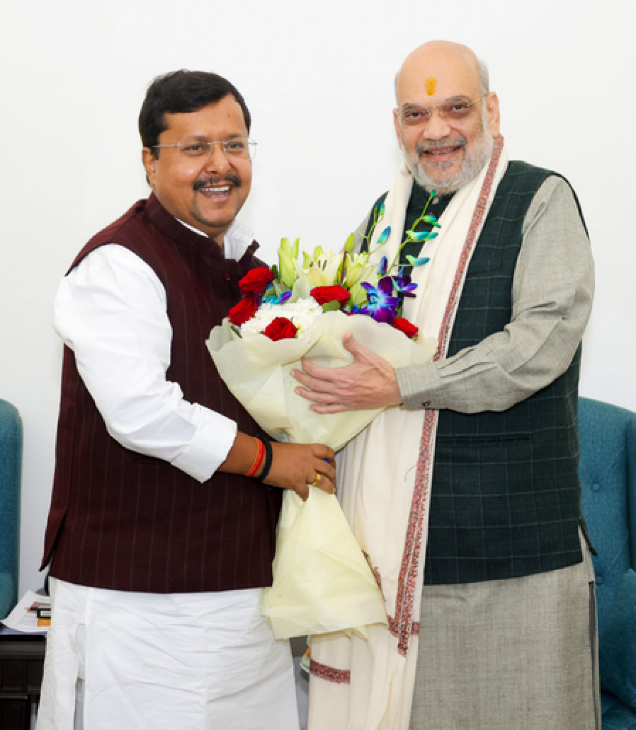 नितिन नवीन आणि अमित शाह यांचा श्रमिक दिनानिमित्त शुभेच्छा संदेश