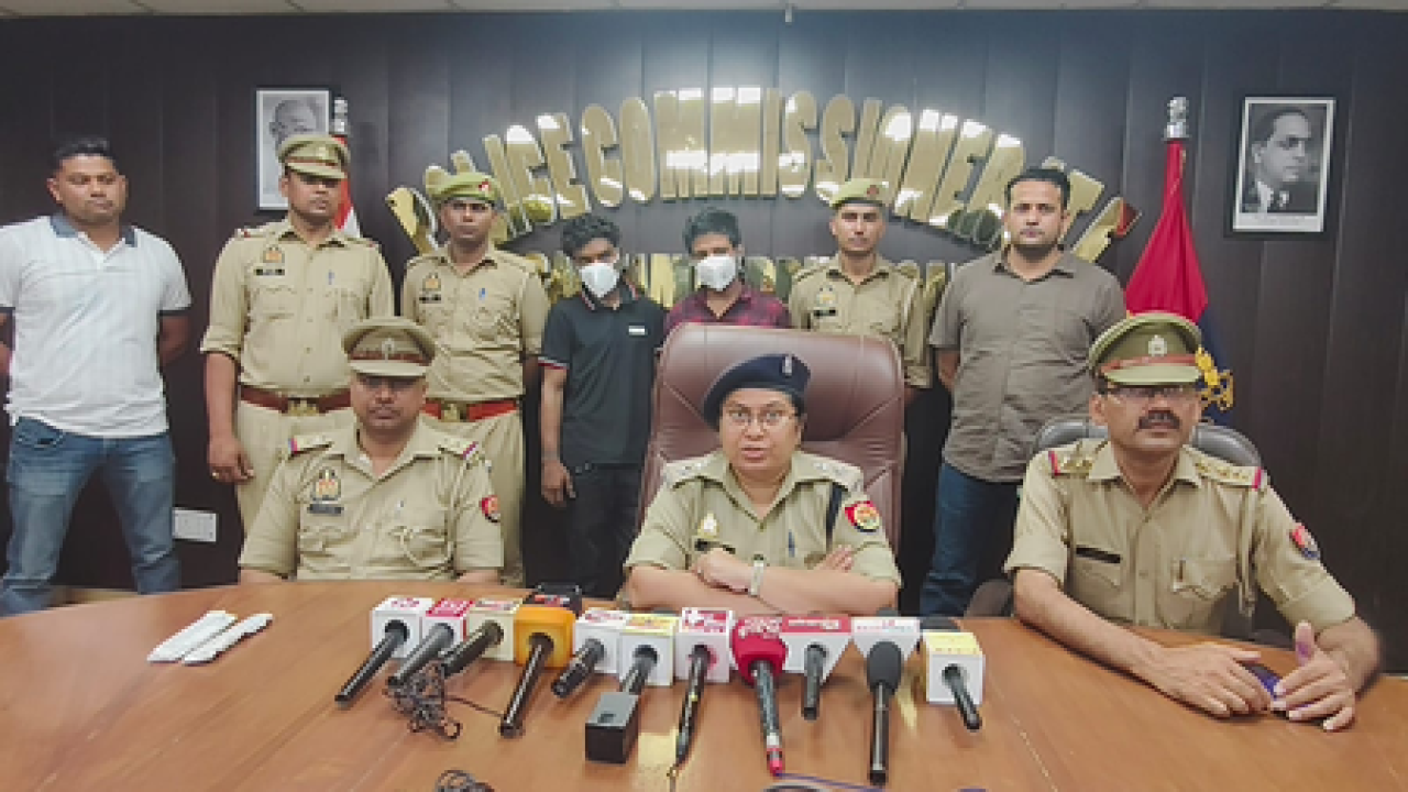 नोएडा: वाहन चोरी करणाऱ्या गिरोहाचा पर्दाफाश, १२ वाहने व अवैध शस्त्रे जप्त