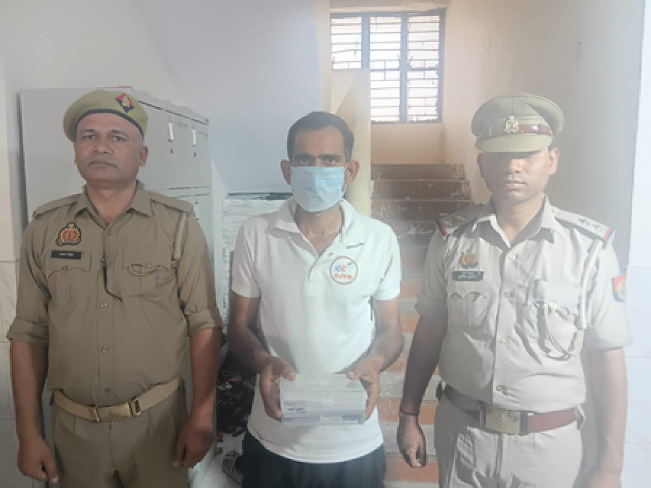 नोएडा: श्रमिक आंदोलनात हिंसा भडकवणारा आरोपी अटक